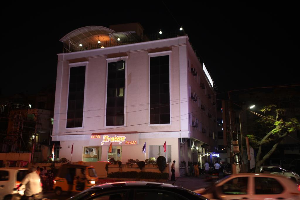 Hotel Sooriya Residency Chennai Bagian luar foto